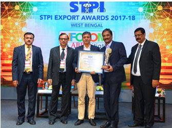 CEO Pradip Chanda reresenting Elogix to collect STPI awards.